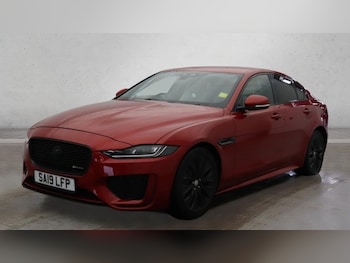 Used Jaguar XE 2019 for sale - 79071921: Photo