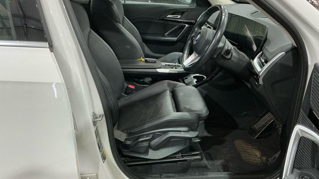 Used BMW iX1 2023 for sale - 77621624: Photo 9