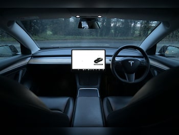 Used Tesla Model 3 2021 for sale - 77319520: Photo