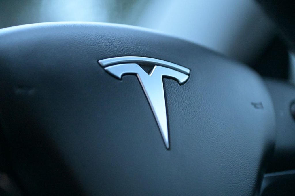 Used Tesla Model 3 2021 for sale - 77319520: Photo 8