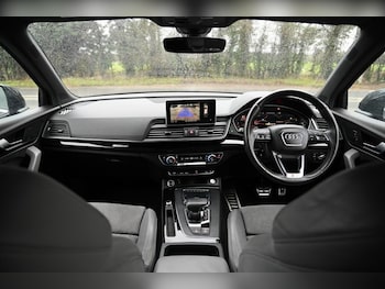 Used Audi Q5 2019 for sale - 77620915: Photo