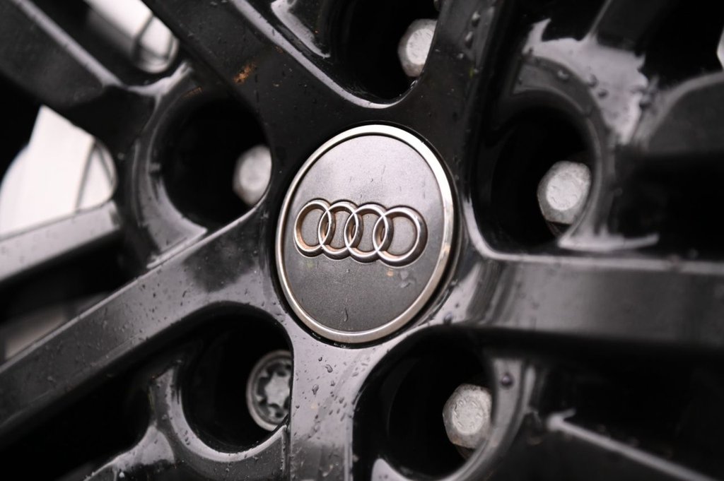 Used Audi Q5 2019 for sale - 77620915: Photo 44