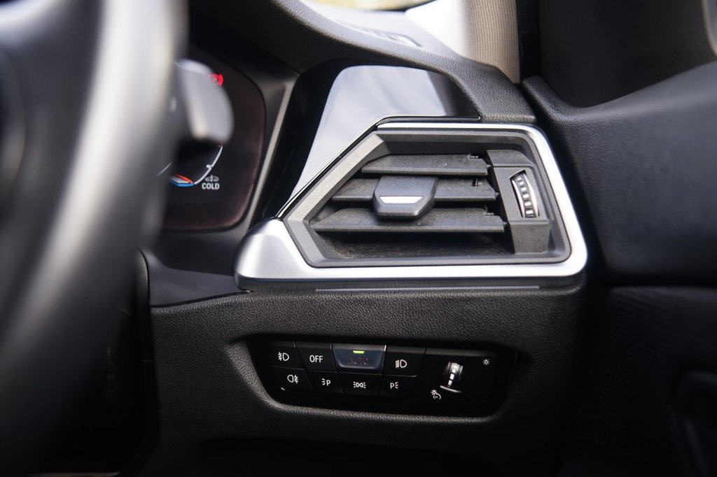 Used BMW 3 Series 2021 for sale - 76406589: Photo 15