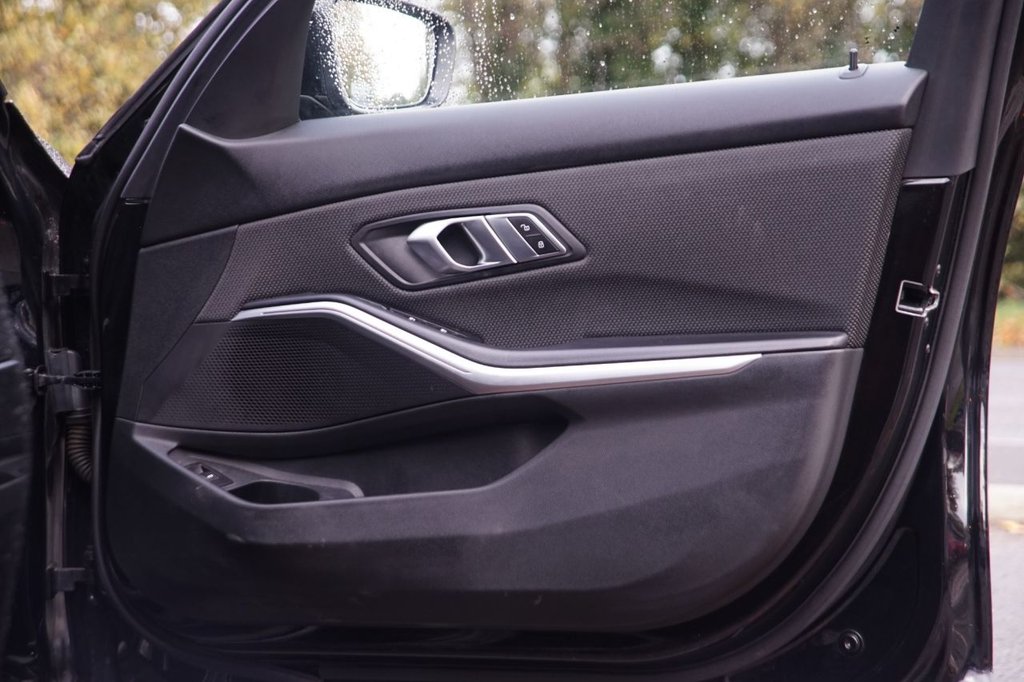 Used BMW 3 Series 2021 for sale - 76406589: Photo 28