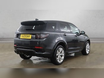 Used Land Rover Discovery Sport 2021 for sale - 76950541: Photo