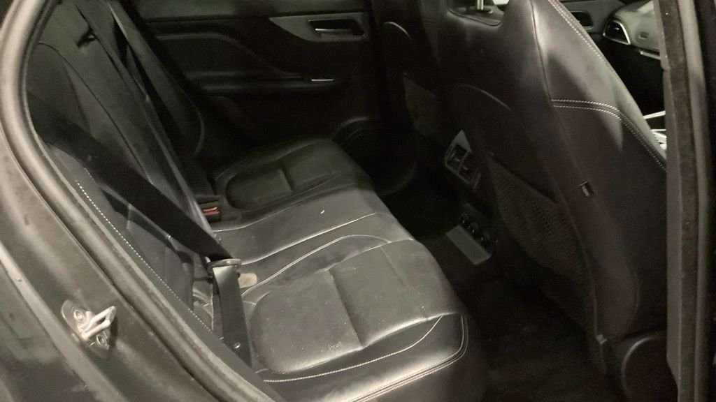 Used Jaguar F-Pace 2019 for sale - 77967538: Photo 8