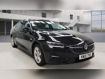 Vauxhall - Insignia