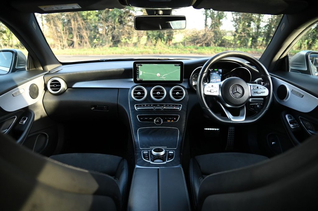 Used Mercedes-Benz C Class 2021 for sale - 77250088: Photo 3