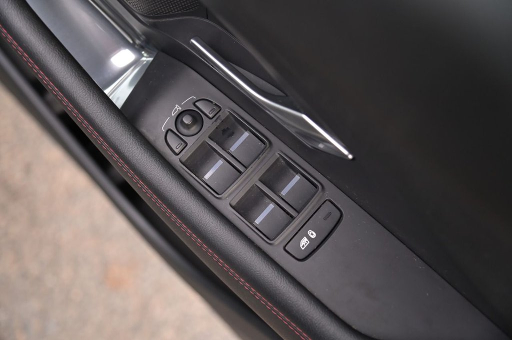 Used Jaguar E-Pace 2020 for sale - 76604956: Photo 28