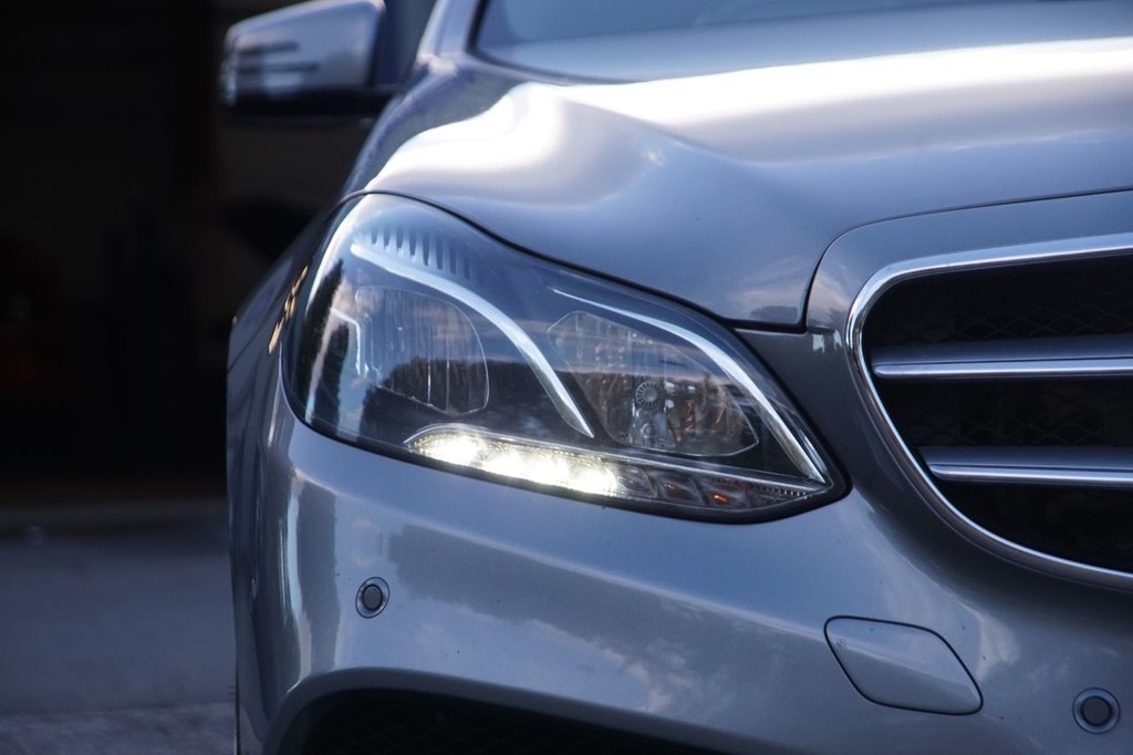 Used Mercedes-Benz E Class 2014 for sale - 76496044: Photo 35