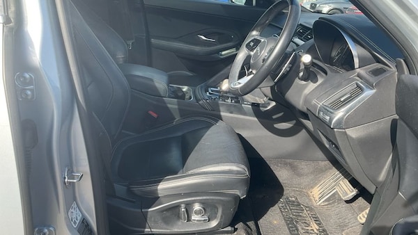 Used Jaguar E-Pace 2021 for sale - 76163237: Photo 5