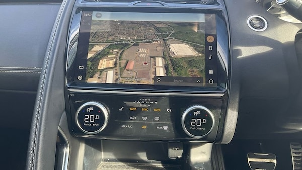 Used Jaguar E-Pace 2021 for sale - 76163237: Photo 9