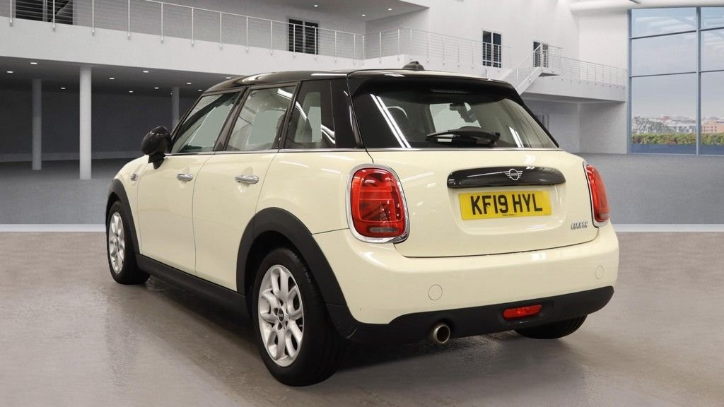 Used MINI Hatch 2019 for sale - 76132906: Photo 3