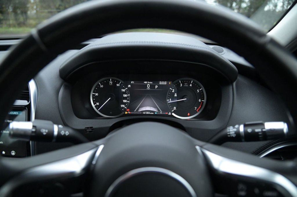 Used Jaguar XE 2019 for sale - 76710903: Photo 13