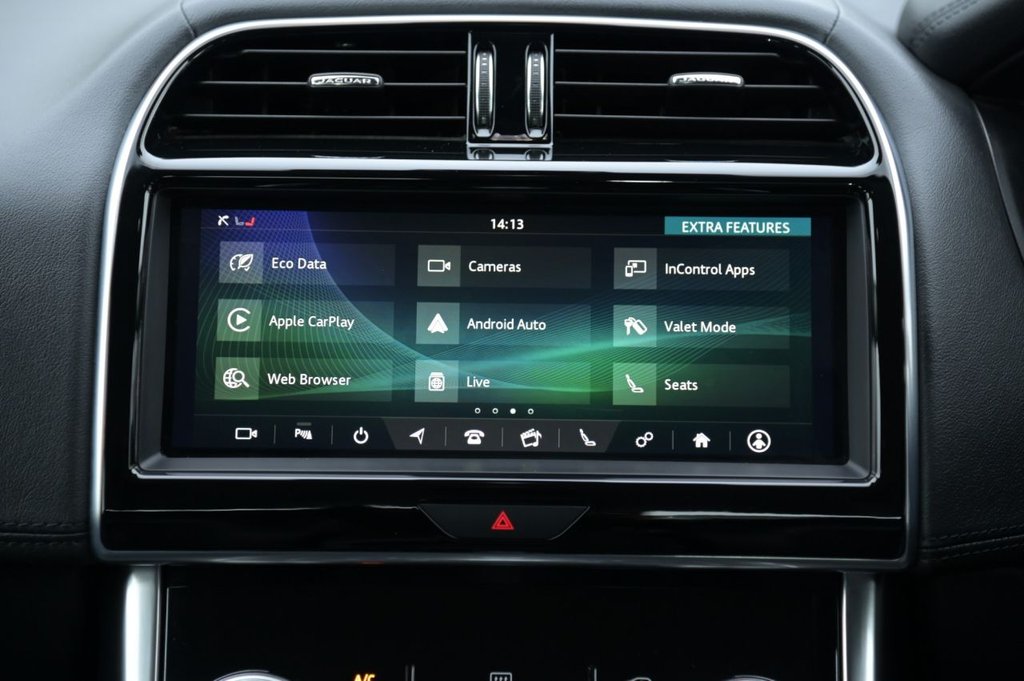 Used Jaguar XE 2019 for sale - 76710903: Photo 16