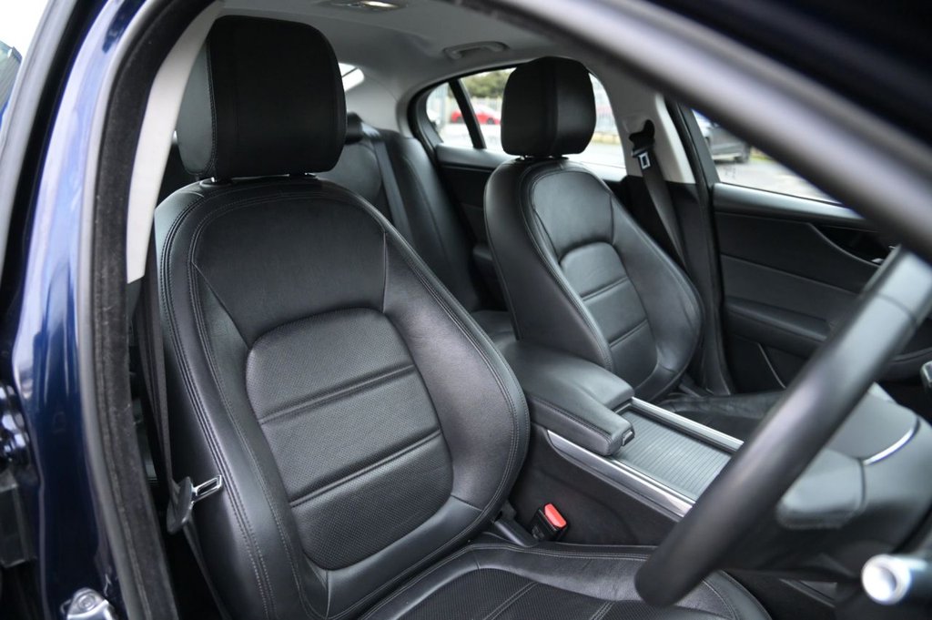 Used Jaguar XE 2019 for sale - 76710903: Photo 29