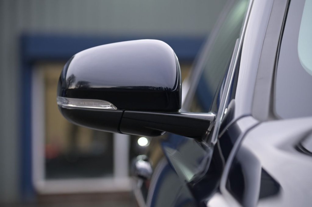 Used Jaguar XE 2019 for sale - 76710903: Photo 40