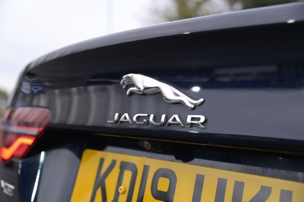 Used Jaguar XE 2019 for sale - 76710903: Photo 45