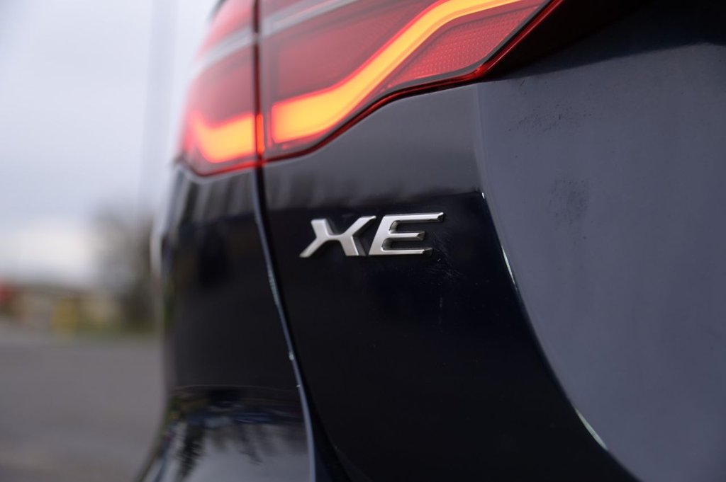 Used Jaguar XE 2019 for sale - 76710903: Photo 46