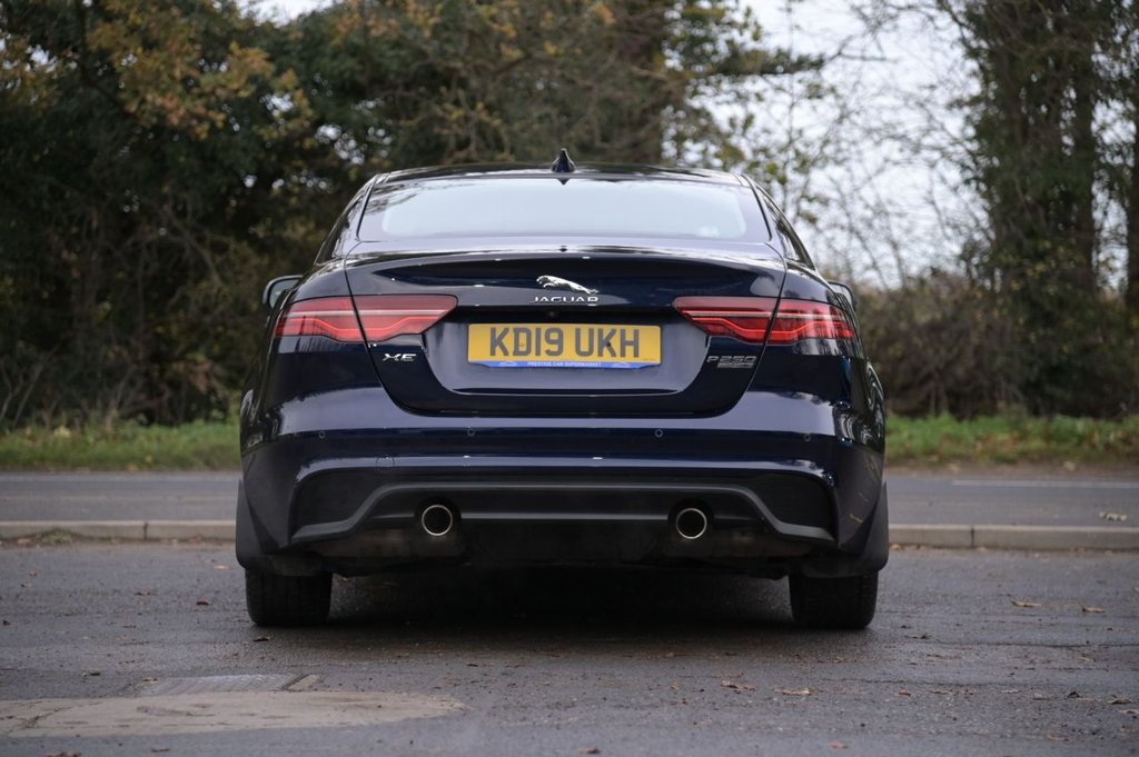 Used Jaguar XE 2019 for sale - 76710903: Photo 5