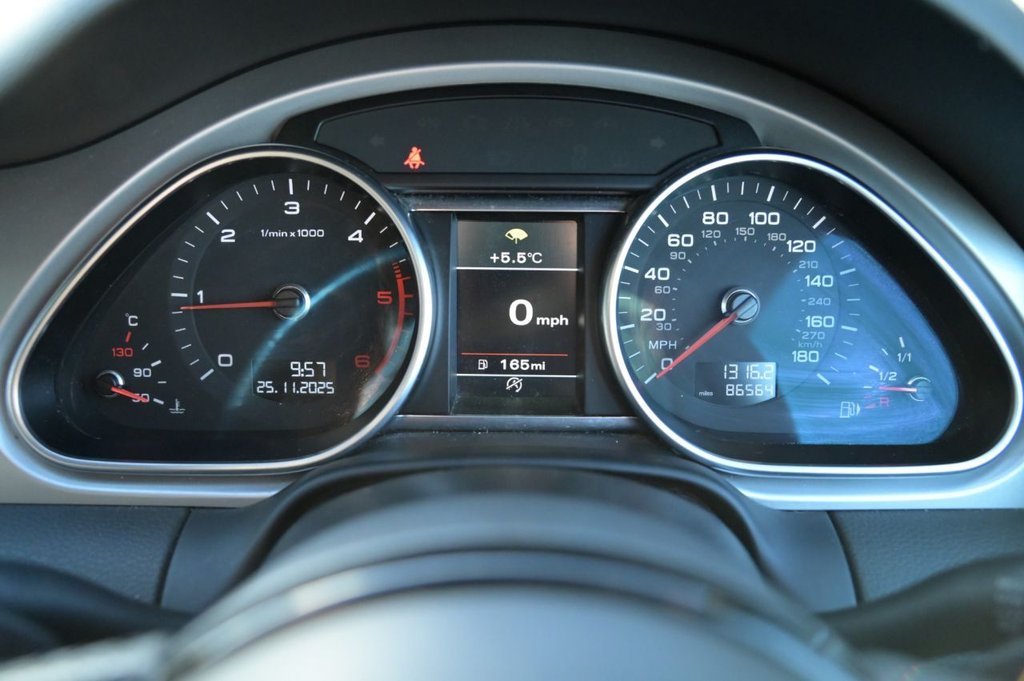 Used Audi Q7 2013 for sale - 76686623: Photo 5