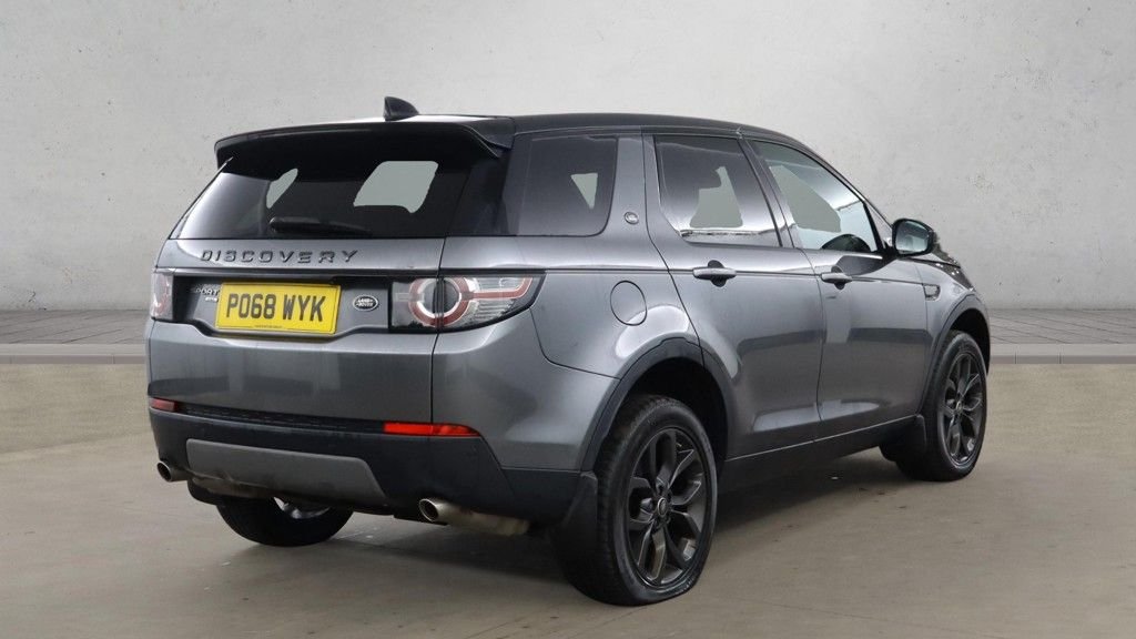 Used Land Rover Discovery Sport 2018 for sale - 77153507: Photo 2