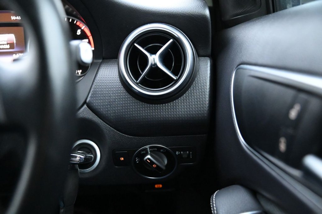 Used Mercedes-Benz A-Class 2014 for sale - 77171565: Photo 15