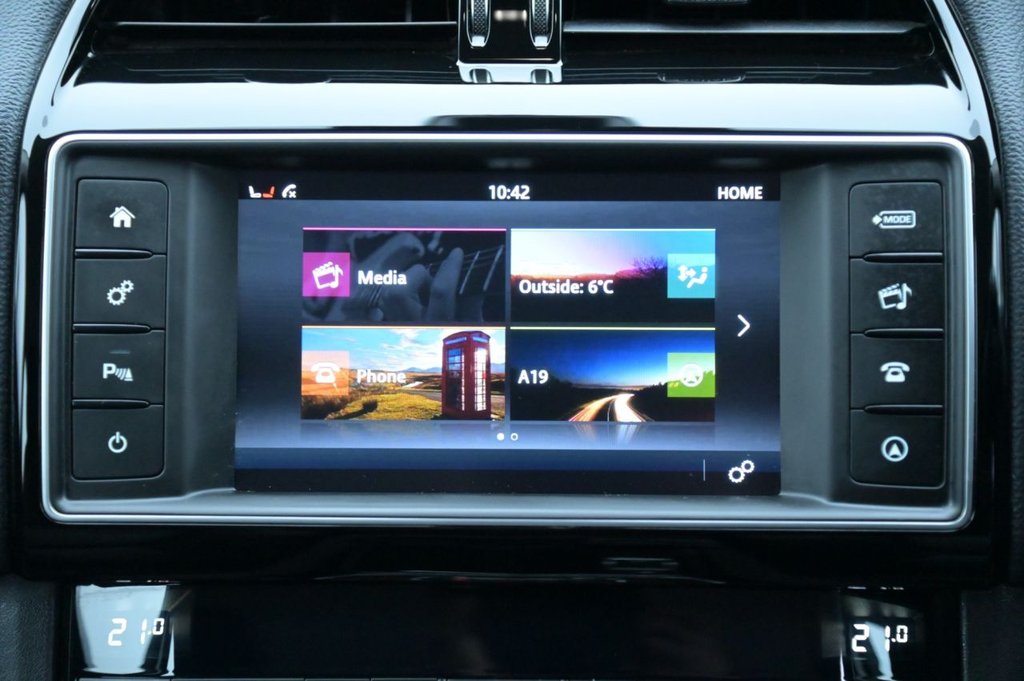 Used Jaguar F-Pace 2016 for sale - 76604930: Photo 18