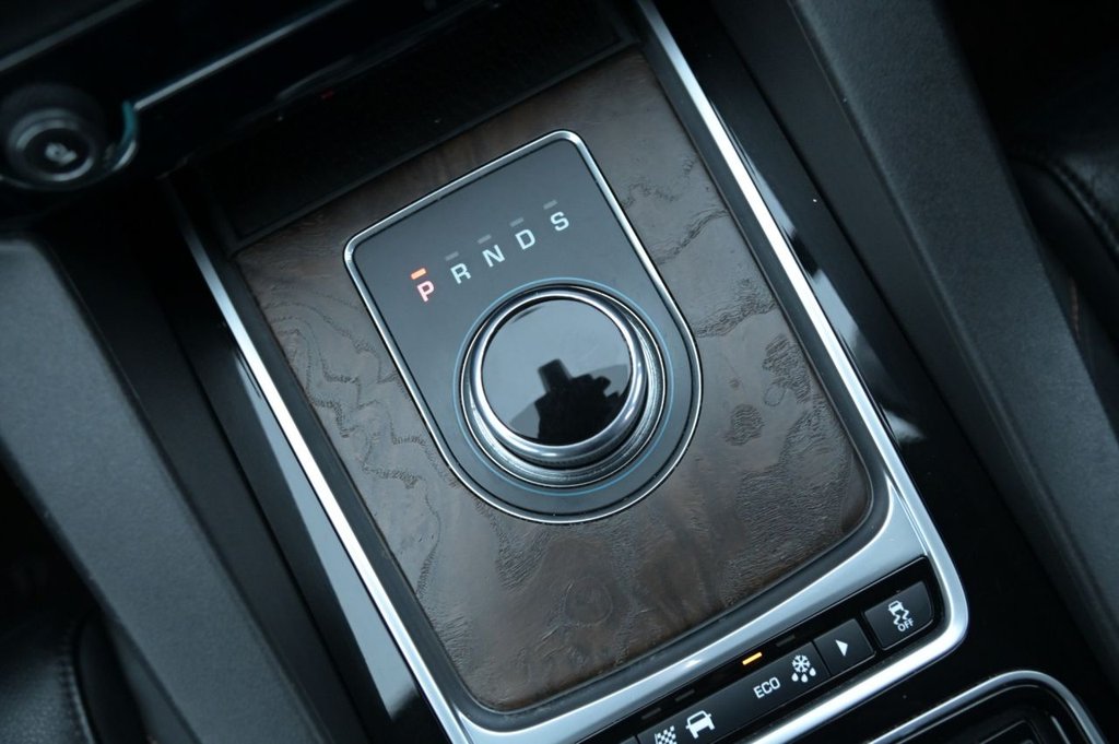 Used Jaguar F-Pace 2016 for sale - 76604930: Photo 22