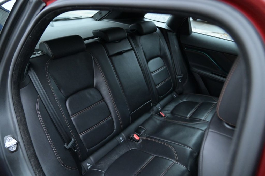 Used Jaguar F-Pace 2016 for sale - 76604930: Photo 35