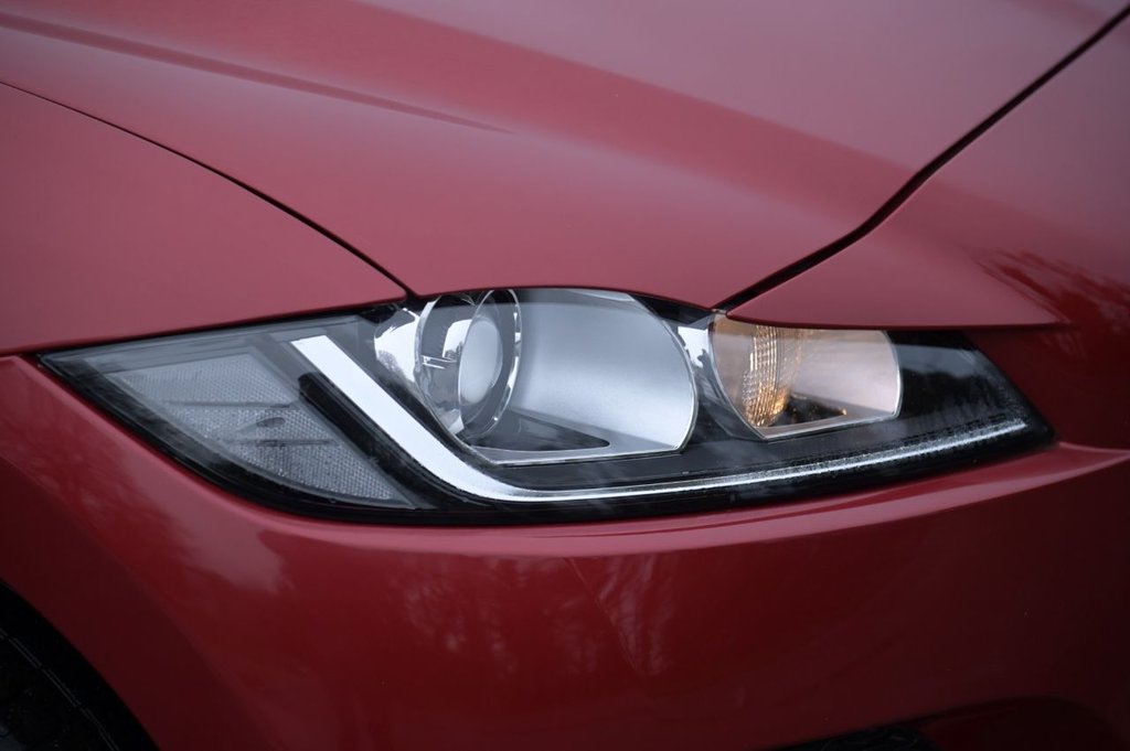 Used Jaguar F-Pace 2016 for sale - 76604930: Photo 39