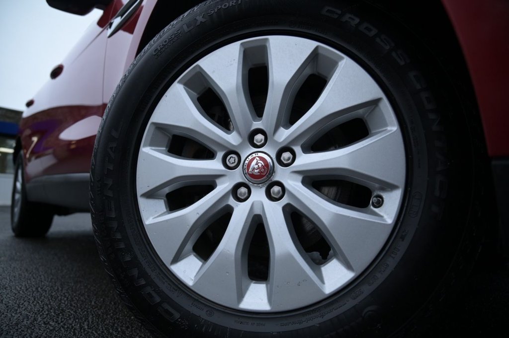 Used Jaguar F-Pace 2016 for sale - 76604930: Photo 42