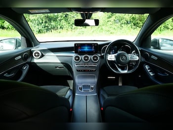 Used Mercedes-Benz GLC 2019 for sale - 78818823: Photo