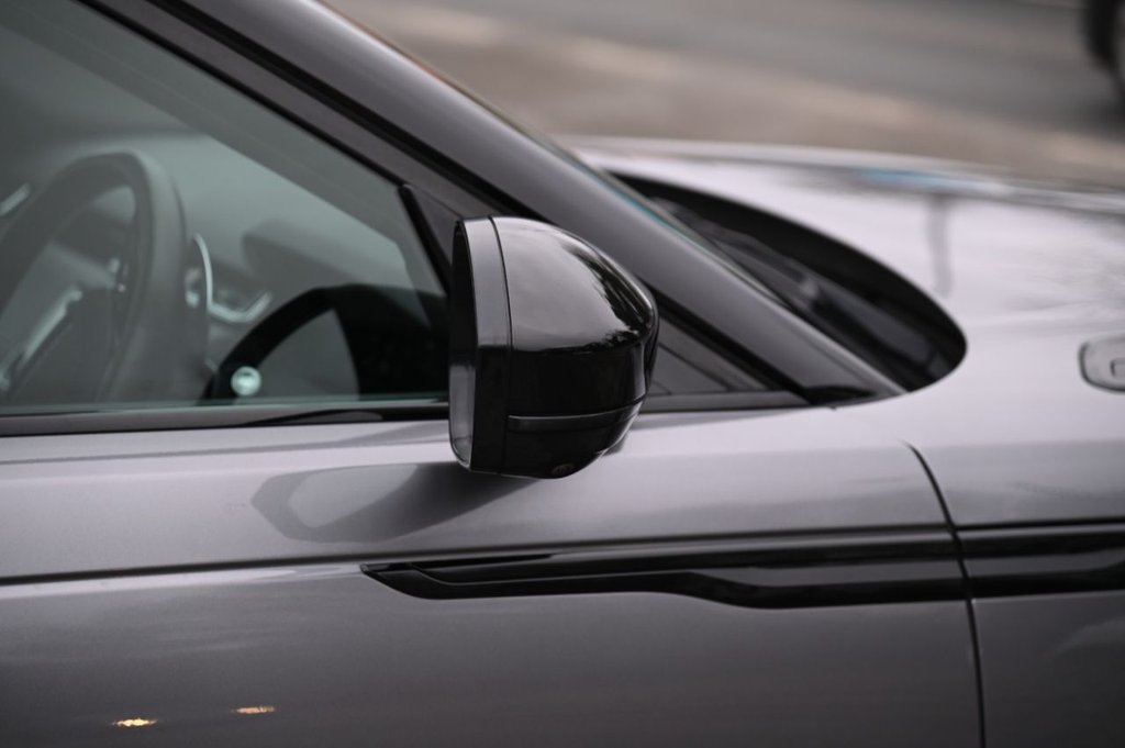 Used Land Rover Range Rover Velar 2021 for sale - 76923912: Photo 47