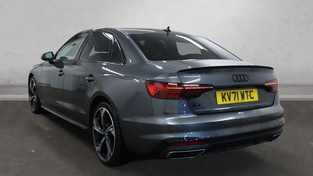 Used Audi A4 2021 for sale - 76582825: Photo 3