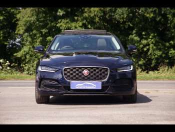 Used Jaguar XE 2019 for sale - 74903846: Photo