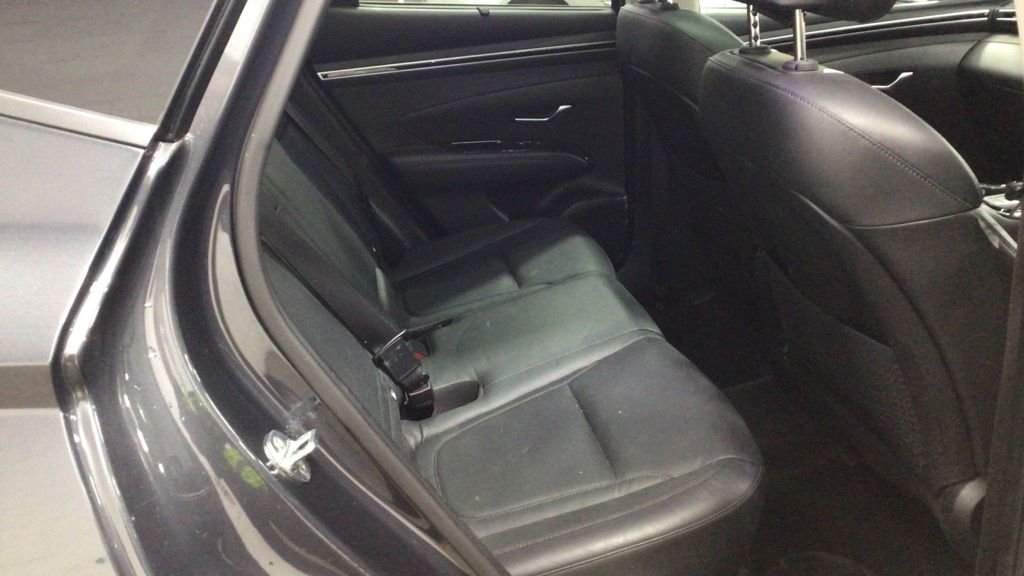 Used Hyundai TUCSON 2022 for sale - 76604962: Photo 8