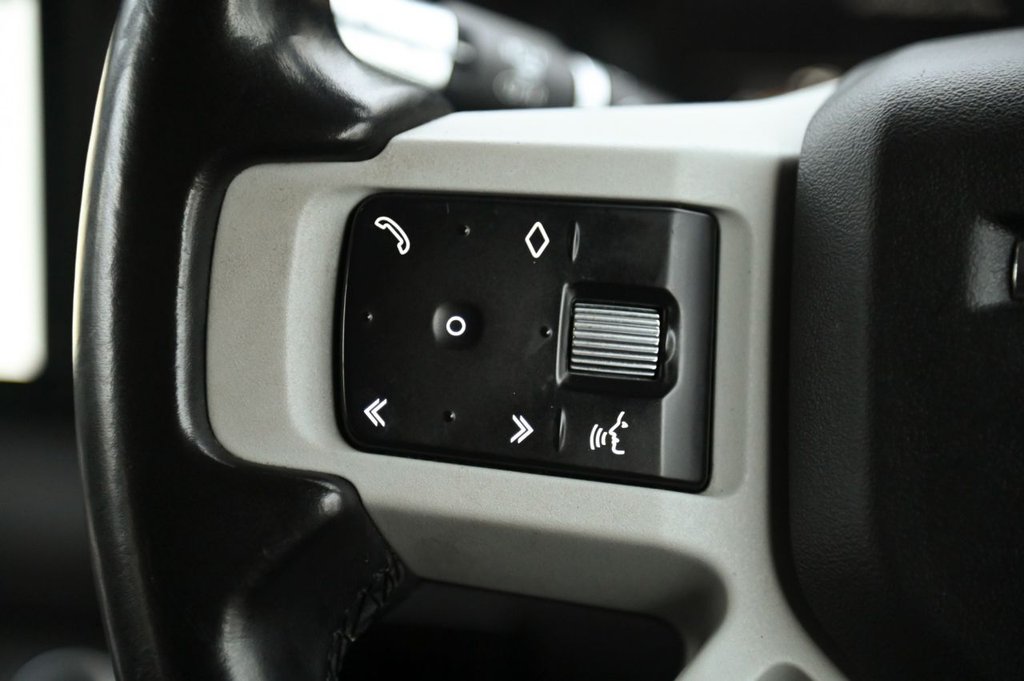 Used Land Rover Defender 2020 for sale - 77498528: Photo 11