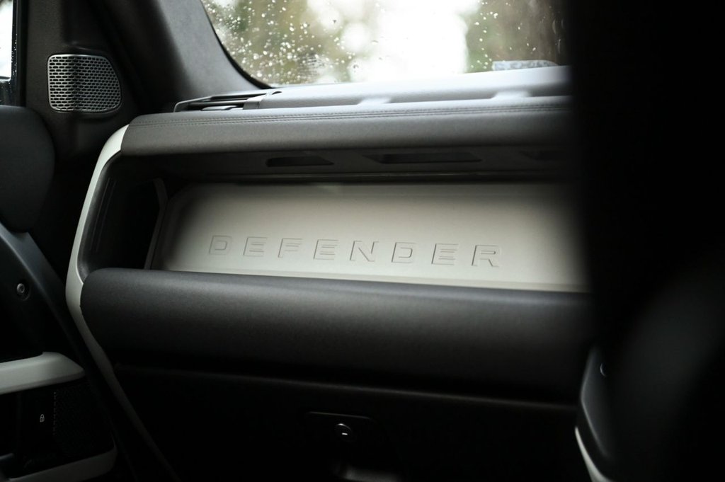 Used Land Rover Defender 2020 for sale - 77498528: Photo 18