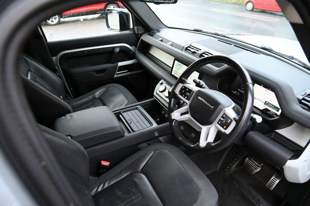 Used Land Rover Defender 2020 for sale - 77498528: Photo 32