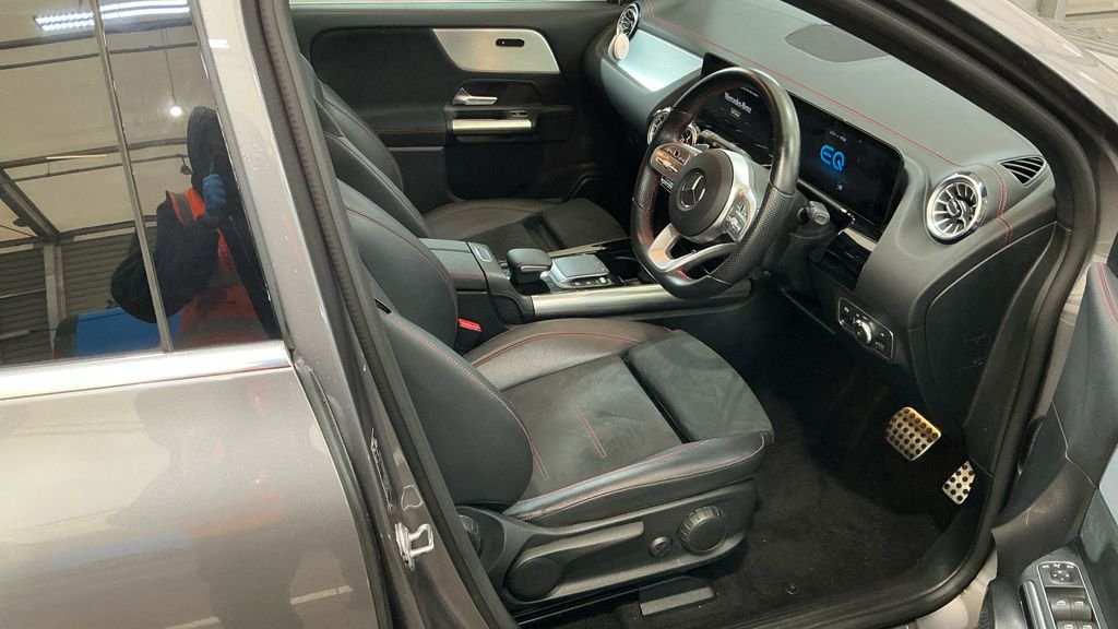 Used Mercedes-Benz EQA 2021 for sale - 76386355: Photo 5