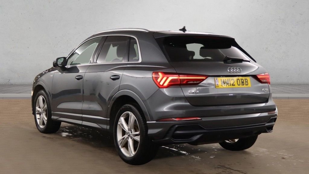 Used Audi Q3 2020 for sale - 76582720: Photo 3