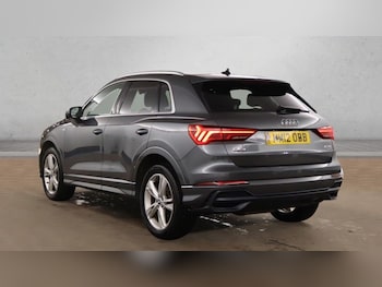 Used Audi Q3 2020 for sale - 76582720: Photo
