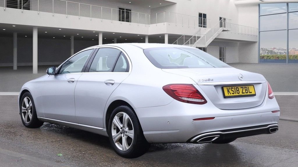 Used Mercedes-Benz E-Class 2018 for sale - 76163431: Photo 3