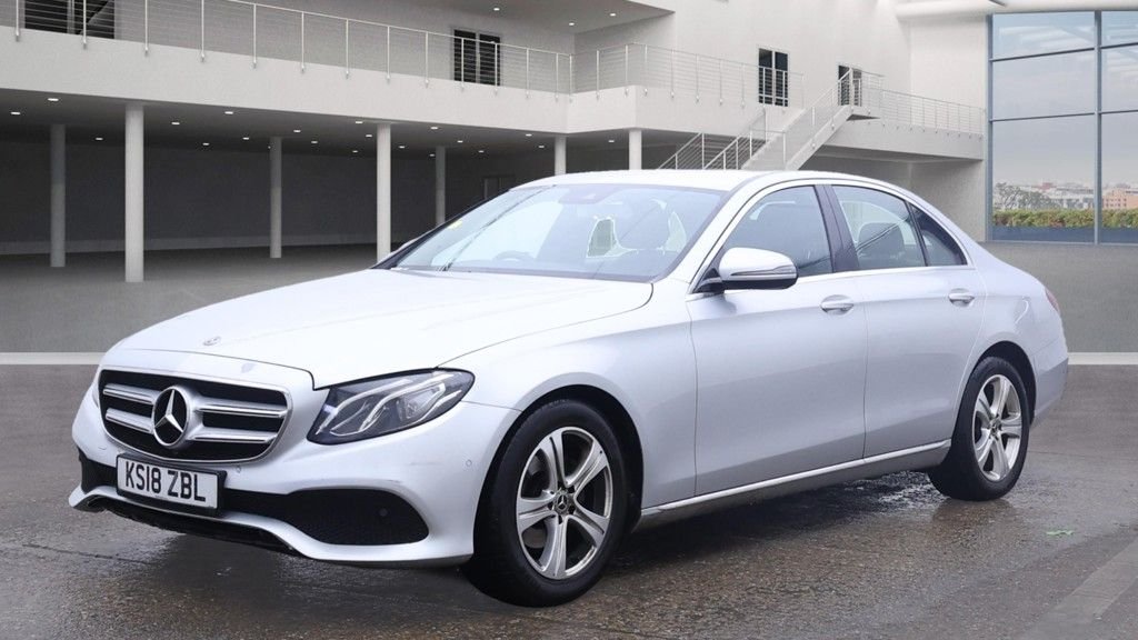 Used Mercedes-Benz E-Class 2018 for sale - 76163431: Photo 4