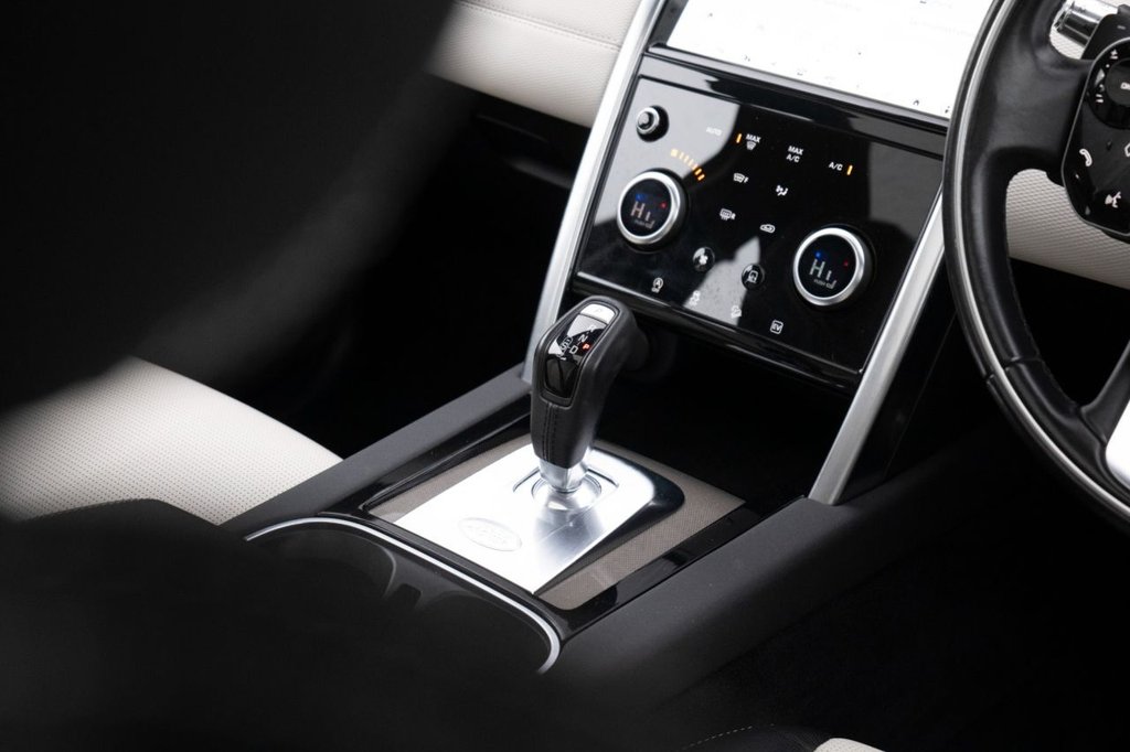 Used Land Rover Discovery Sport 2020 for sale - 76417309: Photo 17