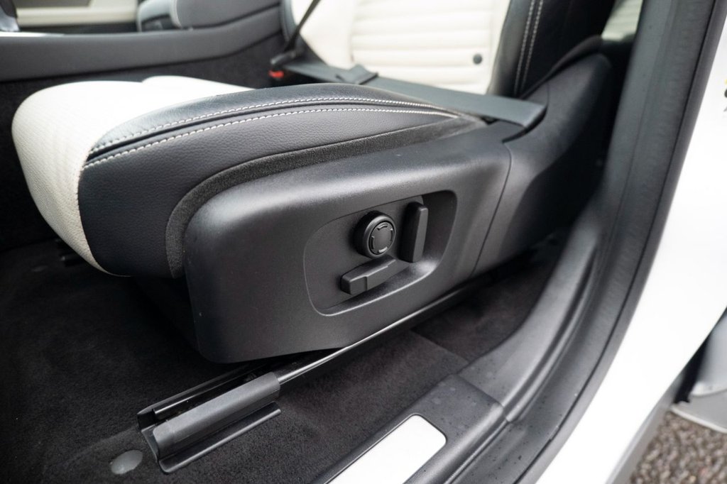 Used Land Rover Discovery Sport 2020 for sale - 76417309: Photo 19