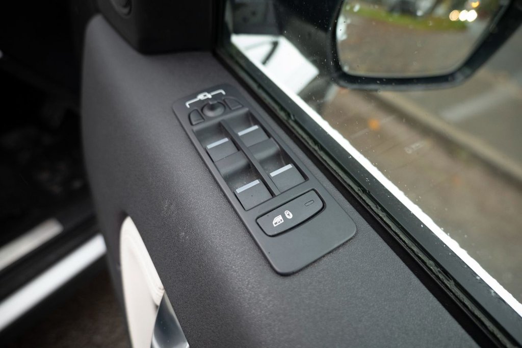 Used Land Rover Discovery Sport 2020 for sale - 76417309: Photo 20