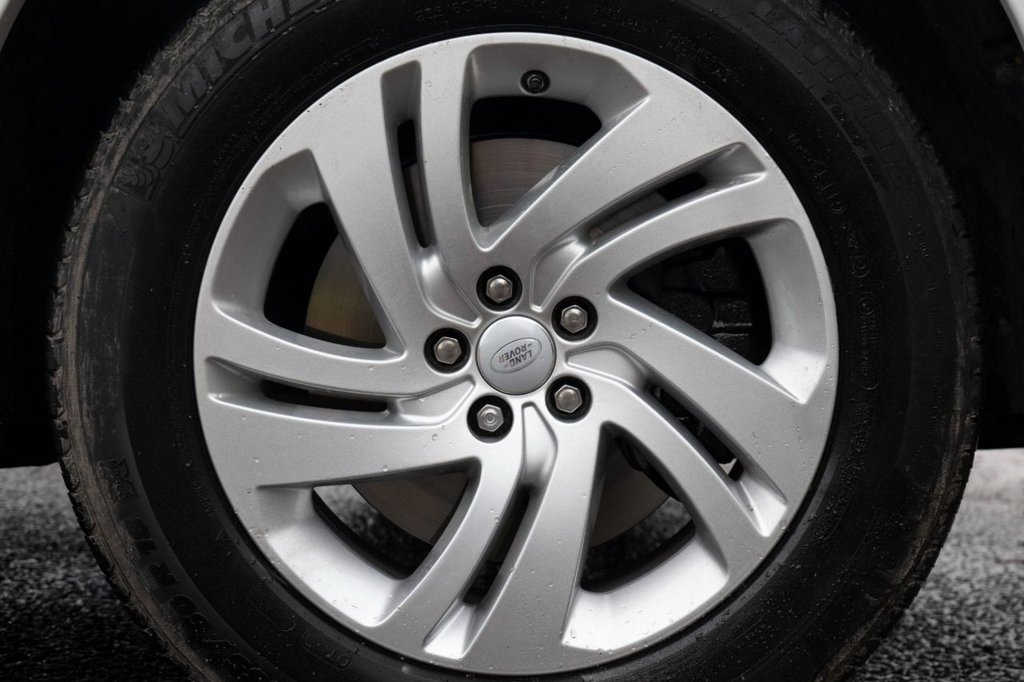 Used Land Rover Discovery Sport 2020 for sale - 76417309: Photo 30