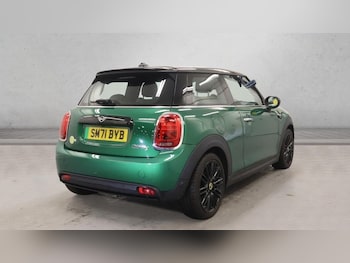 Used MINI Hatch 2021 for sale - 77065364: Photo